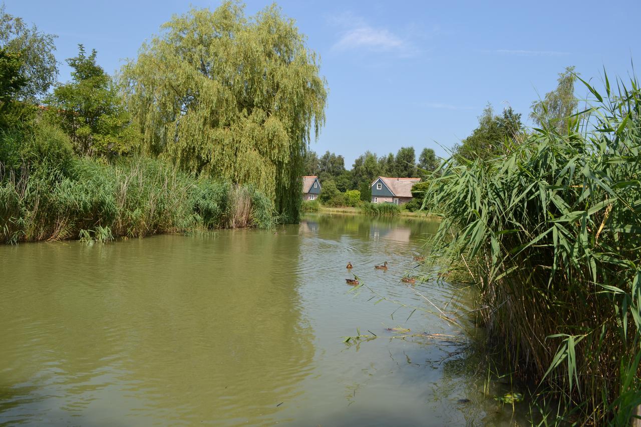 Villapark De Weerribben Paasloo Екстер'єр фото